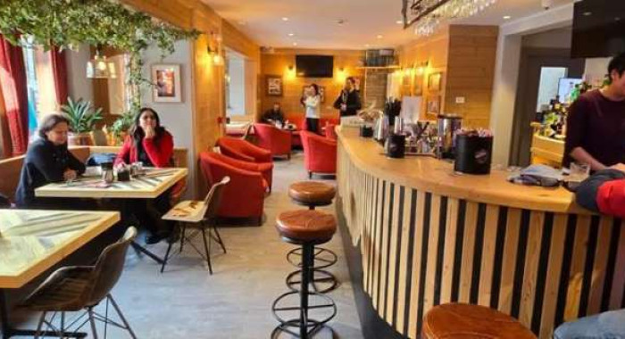 Hotel Perruquet, Cervinia ski chalet, image 2